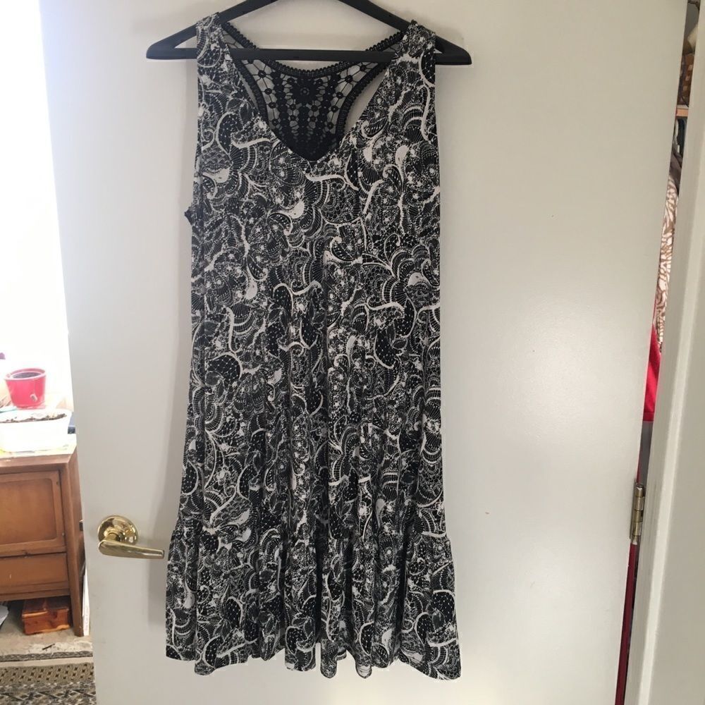 Gabby Skye Dress NWT